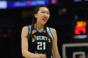韩旭:钱已经不是第一位我为了追梦放弃一份WCBA的超级大合同 韩旭:钱已经不是第一位我为了追梦放弃一份WCBA的超级大合同